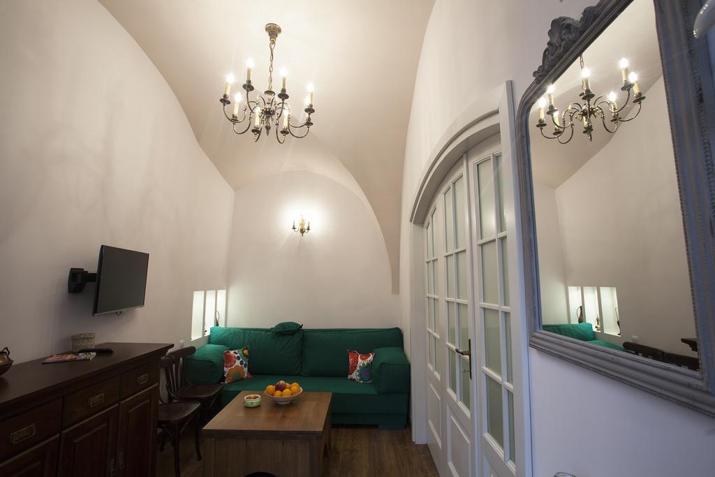 Green Door Apartment Sibiu Phòng bức ảnh